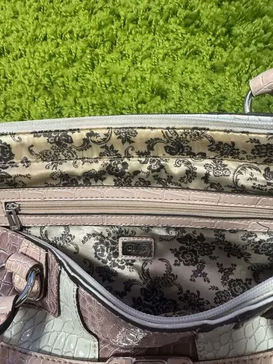 Guess Vintage Y2K Croc-Embossed Patent Leather Tri-Tone Handbag with Rhinestone - Picture 6 of 6